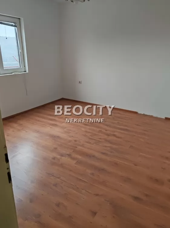 Trosobna kuća, 120 m2, Resnik, Golili breg ID: 127784 3