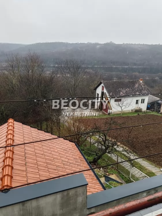 Trosobna kuća, 120 m2, Resnik, Golili breg ID: 127784 8