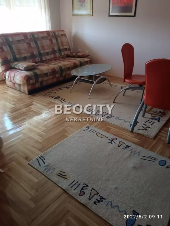 Dvosoban stan, 51 m2, Grbavica, Bulevar cara Lazara ID: 127234 1