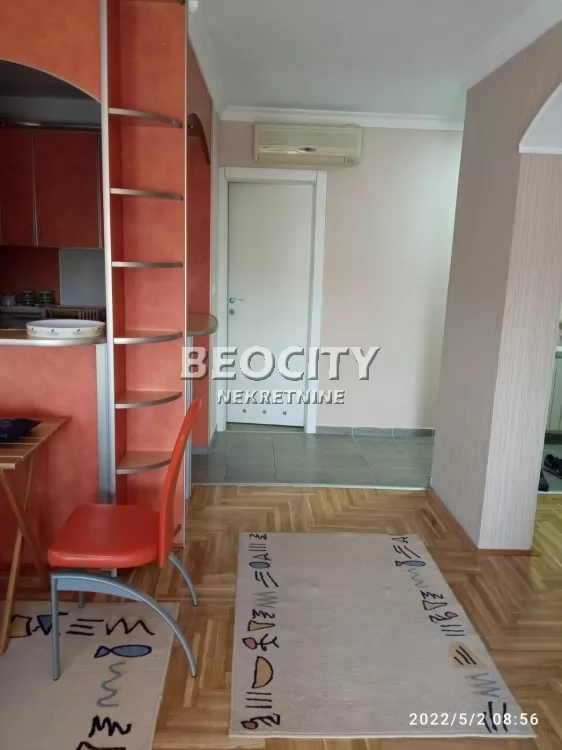 Dvosoban stan, 51 m2, Grbavica, Bulevar cara Lazara ID: 127234 3