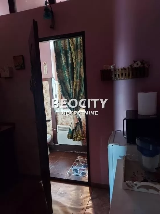 Jednosoban stan, 50 m2, Zemun, Avijaticarski trg ID: 101307 3