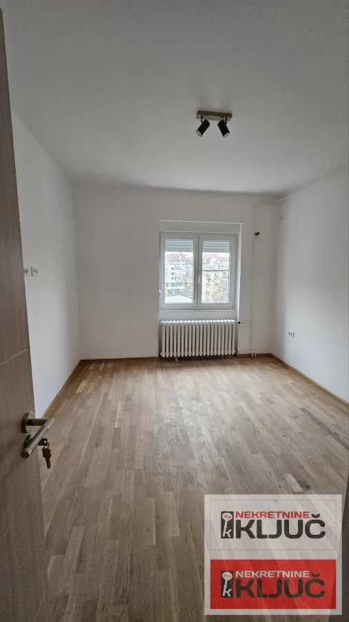 KOD SAJMA, 59m2, Dvoiposoban, Renoviran 4