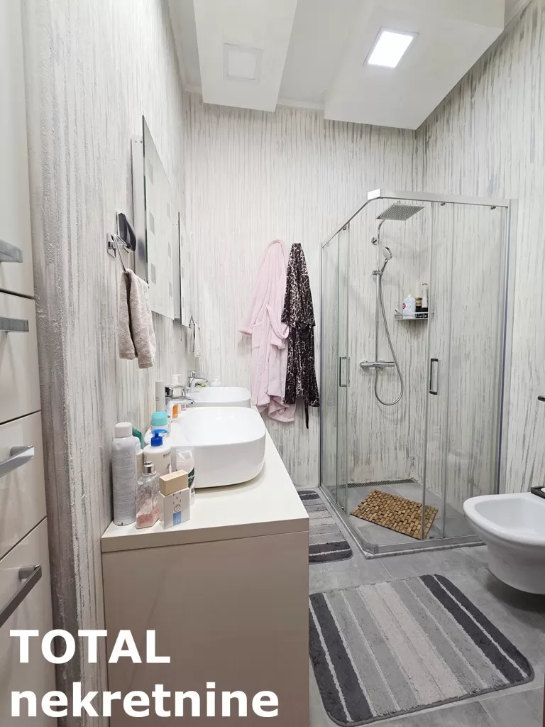 Stan,NOVI SAD,GRBAVICA,kv: 359.00, € 665900, ID: 1097899 22