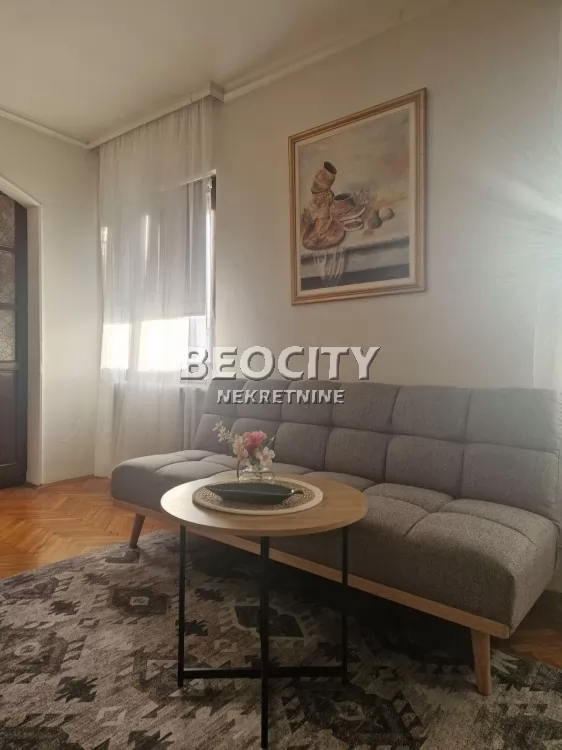 Dvosoban stan, 45 m2, Novi Sad, Pozorišni trg ID: 127790 3