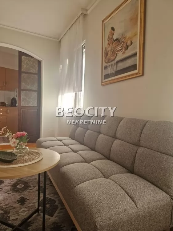 Dvosoban stan, 45 m2, Novi Sad, Pozorišni trg ID: 127790 4