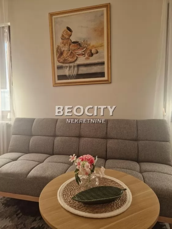 Dvosoban stan, 45 m2, Novi Sad, Pozorišni trg ID: 127790 5