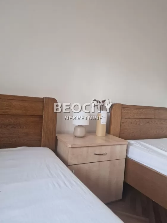Dvosoban stan, 45 m2, Novi Sad, Pozorišni trg ID: 127790 9