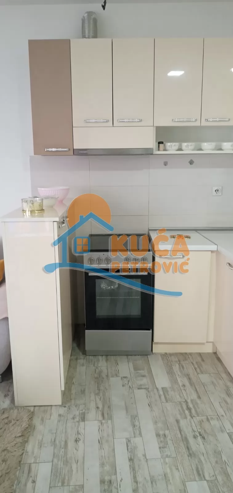 Jednosoban stan, 38 m2, Centar, Novosadska ID: i-015595 9