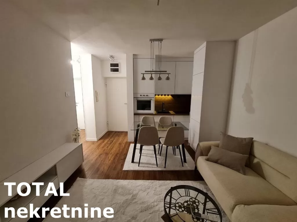 Stan,NOVI SAD,CENTAR,kv: 35.00, € 135000, ID: 1102047 4