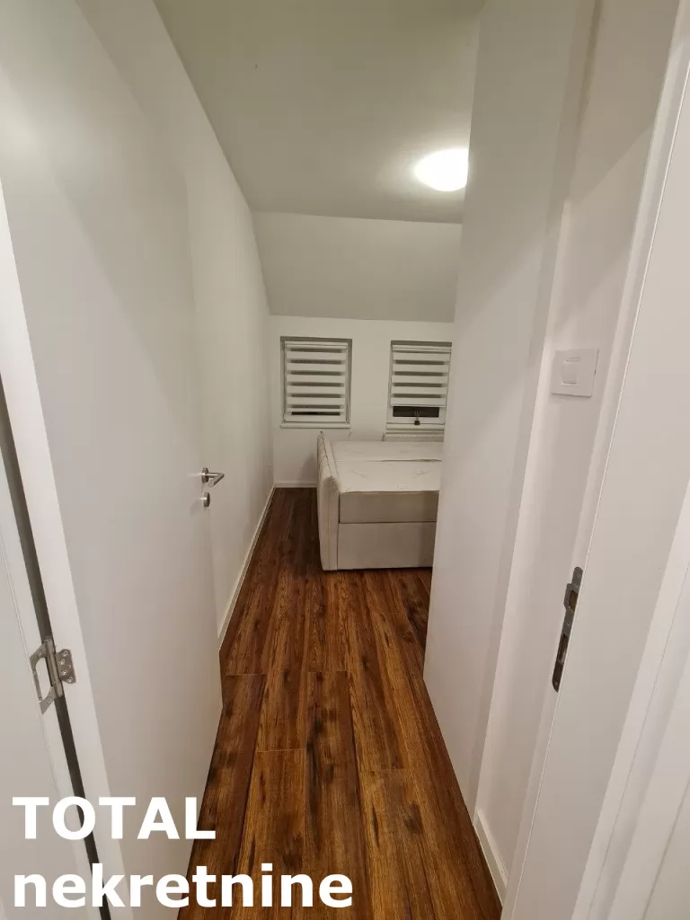 Stan,NOVI SAD,CENTAR,kv: 35.00, € 135000, ID: 1102047 6