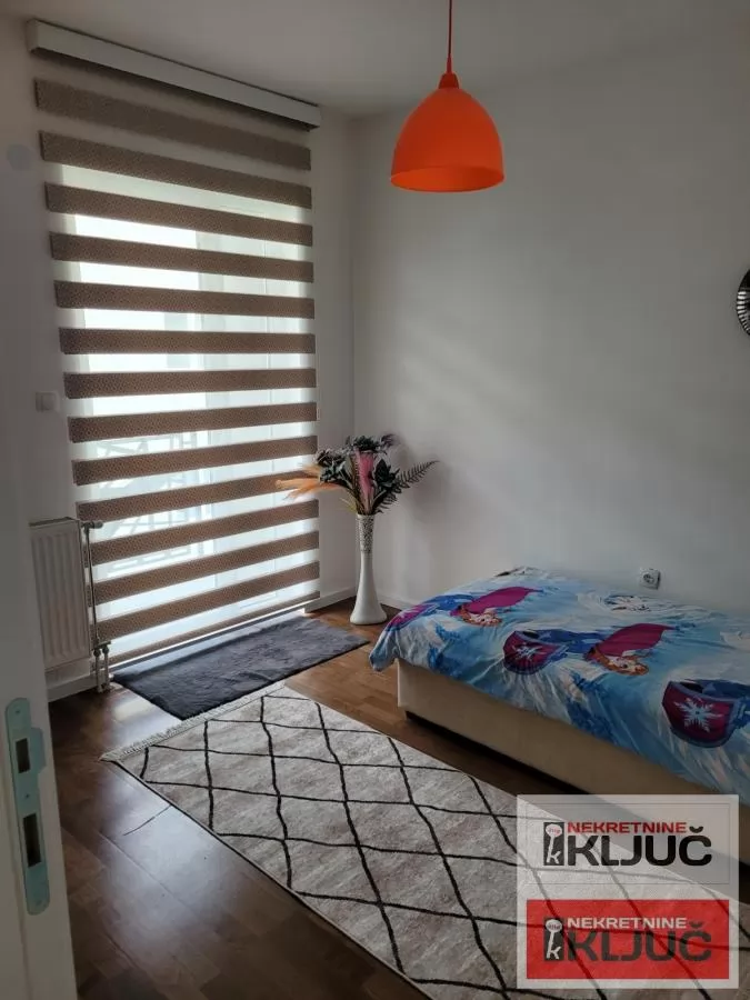 TELEPSKA DOLINA-GRANDE, 71m2, Troiposoban, Namešten 8