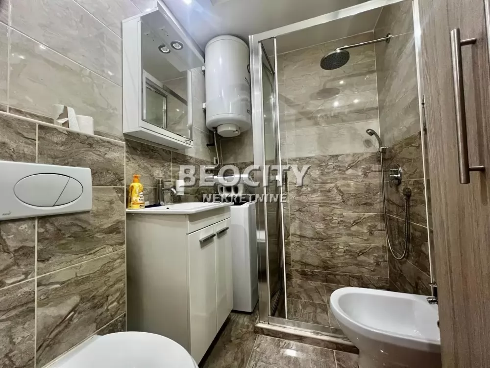 Trosoban stan, 82 m2, Lion, Bulevar kralja Aleksandra ID: 127849 10