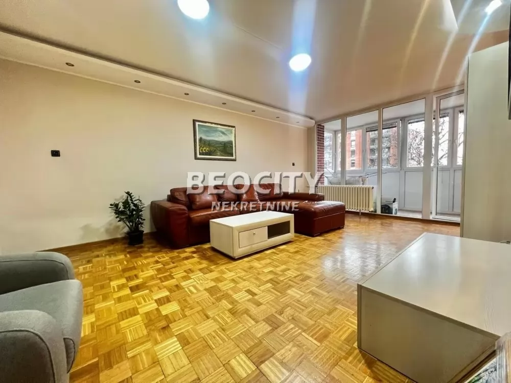 Trosoban stan, 82 m2, Lion, Bulevar kralja Aleksandra ID: 127849 2