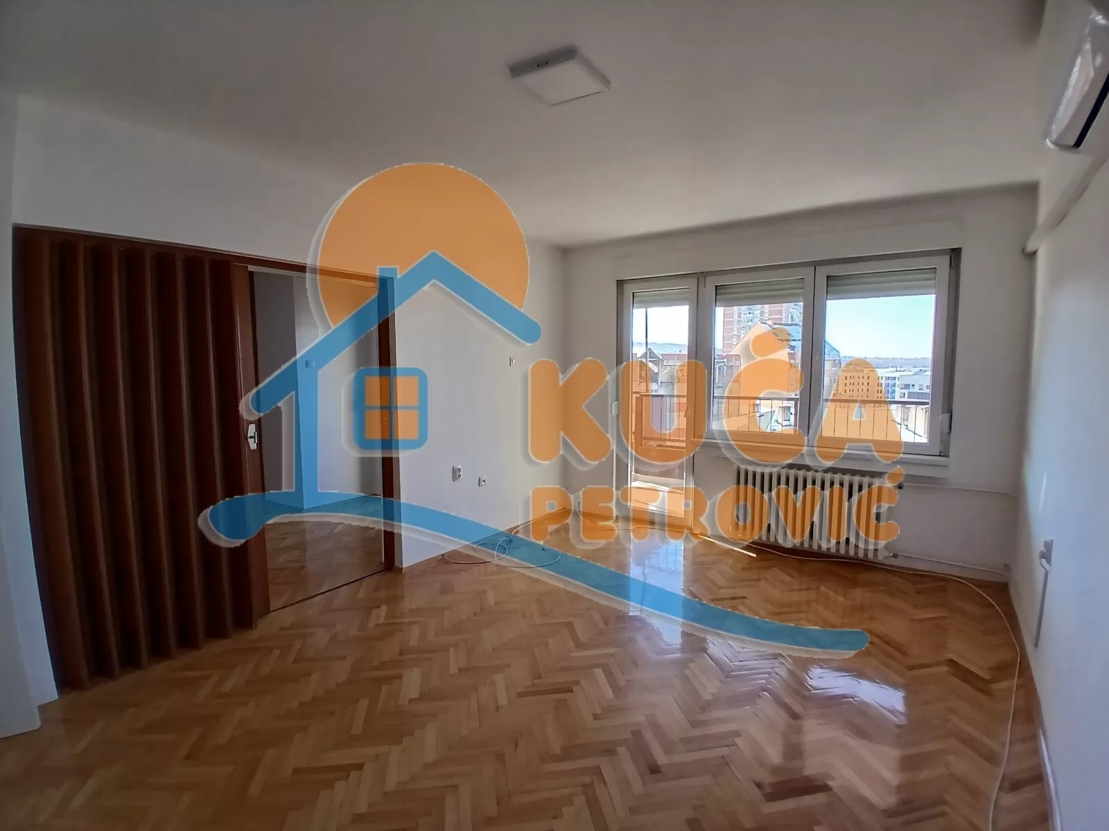 Trosoban stan, 86 m2, Medijana, Topličina ID: i-015594 1