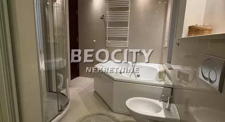 Kuća, 330 m2, Julino brdo, Poručnika Spasića i Mašere ID: 127210 12