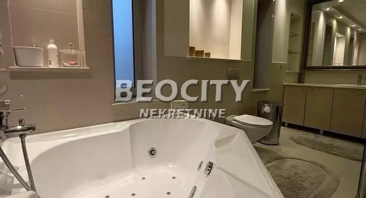 Kuća, 330 m2, Julino brdo, Poručnika Spasića i Mašere ID: 127210 13