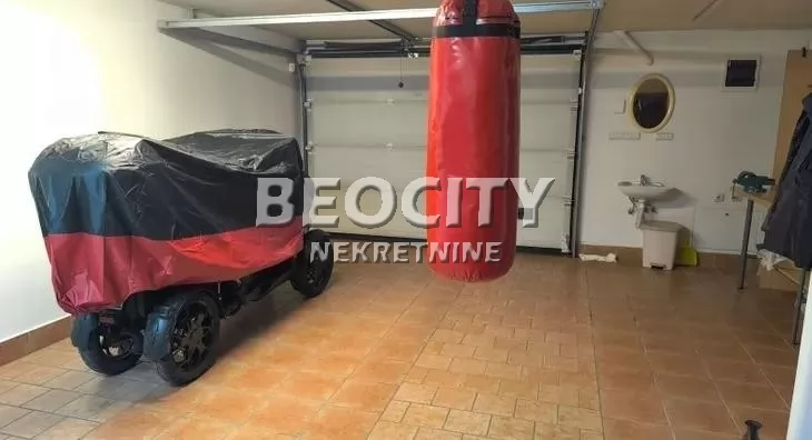 Kuća, 330 m2, Julino brdo, Poručnika Spasića i Mašere ID: 127210 14