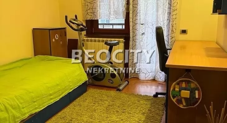 Kuća, 330 m2, Julino brdo, Poručnika Spasića i Mašere ID: 127210 7