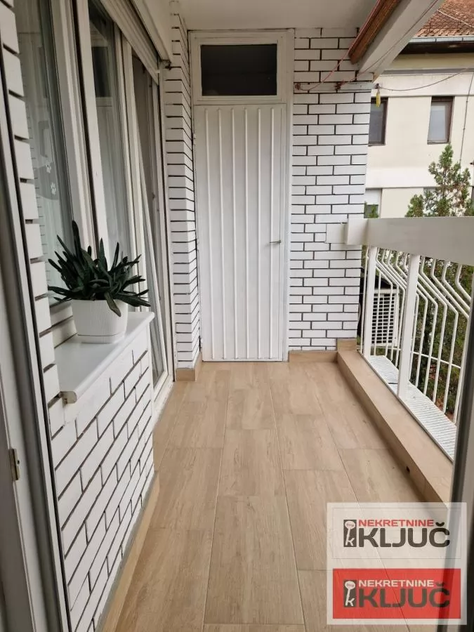 NOVO NASELJE, 55m2, Jednoiposoban, Namešten, Fasadna cigla 12