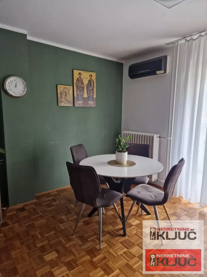 NOVO NASELJE, 55m2, Jednoiposoban, Namešten, Fasadna cigla 5