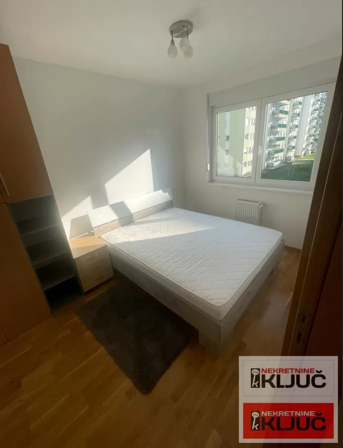 NOVO NASELJE-JUGOVIĆEVO-IZDAJE SE JEDNOIPOSOBAN STAN 12