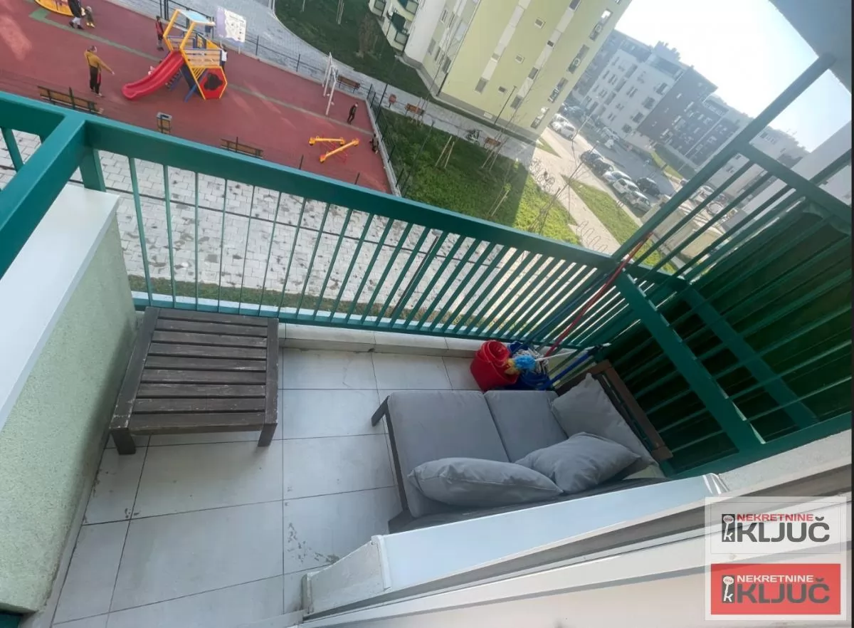 NOVO NASELJE-JUGOVIĆEVO-IZDAJE SE JEDNOIPOSOBAN STAN 17