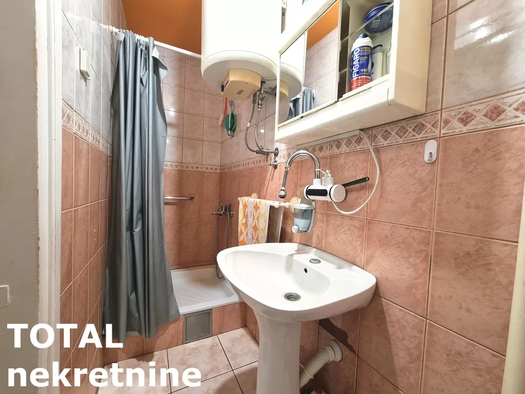 Stan,NOVI SAD,DETELINARA,kv: 45.00, € 93000, ID: 1102049 5