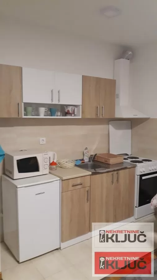 GRBAVICA, 24m2, Garsonjera, Nameštena 2