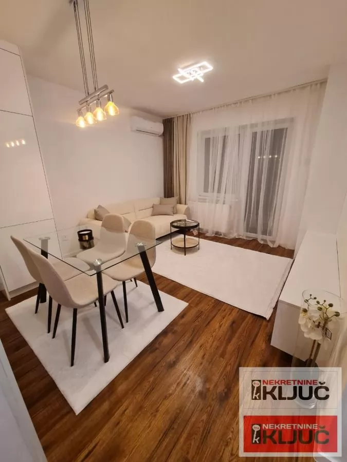 KVANTAŠKA PIJACA, 35m2, Jednoiposoban, Namešten 5