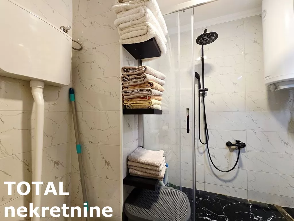 Stan,NOVI SAD,BULEVAR,kv: 38.00, € 129000, ID: 1102074 8