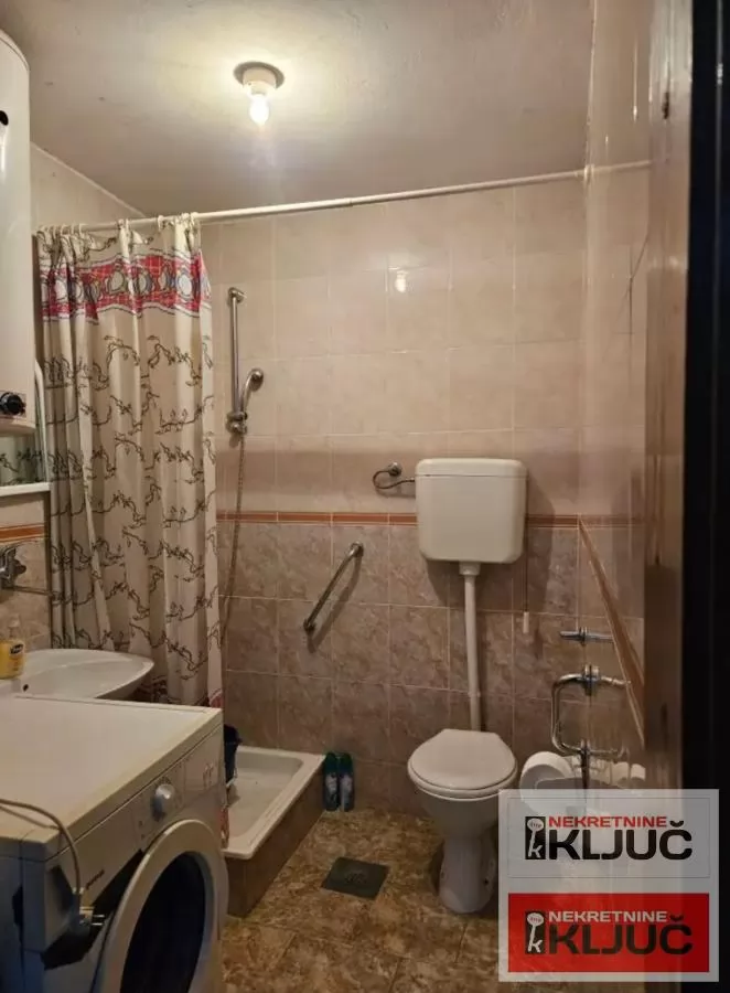 VETERNIK, 95m2, kuća plus pomoćni objekti na placu 615 m2 16