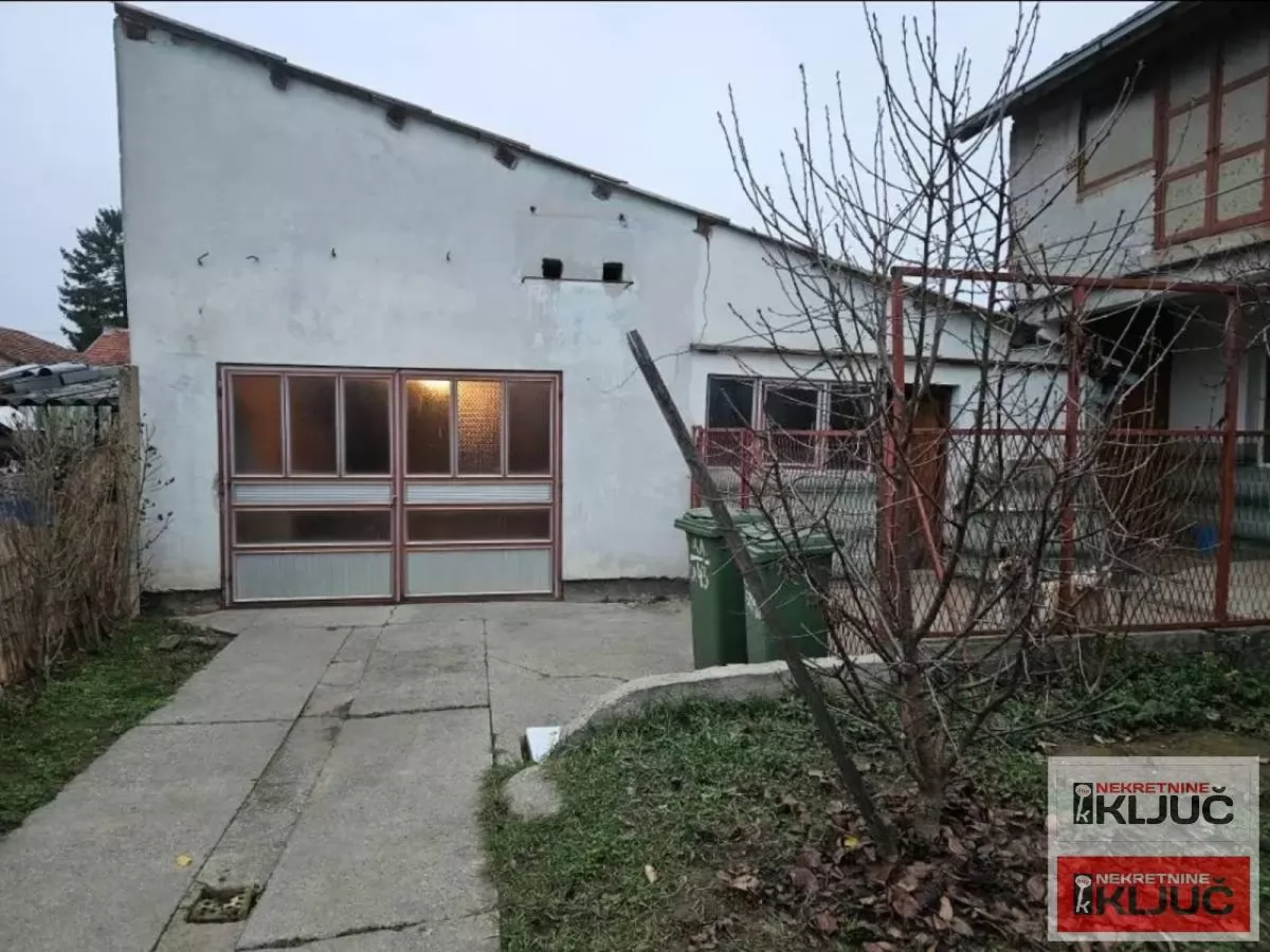 VETERNIK, 95m2, kuća plus pomoćni objekti na placu 615 m2 2