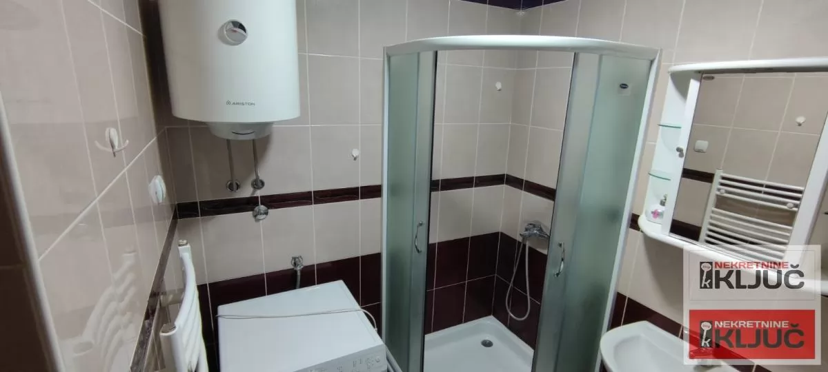 BULEVAR OSLOBOĐENJA IZADAJE SE JEDNOSOBAN NAMEŠTEN STAN 9