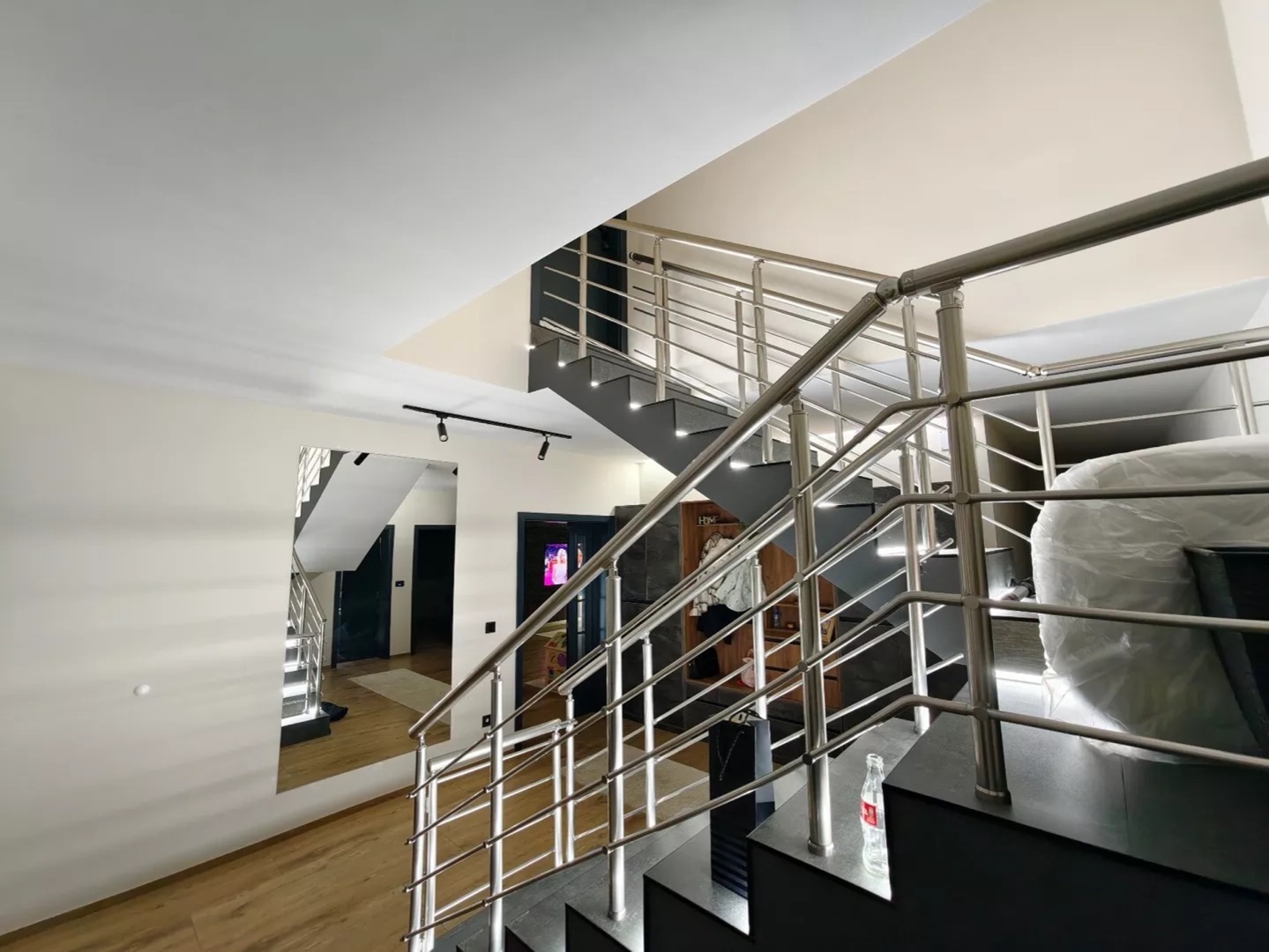 Luksuzna kuca u Leskovcu 525m2 3