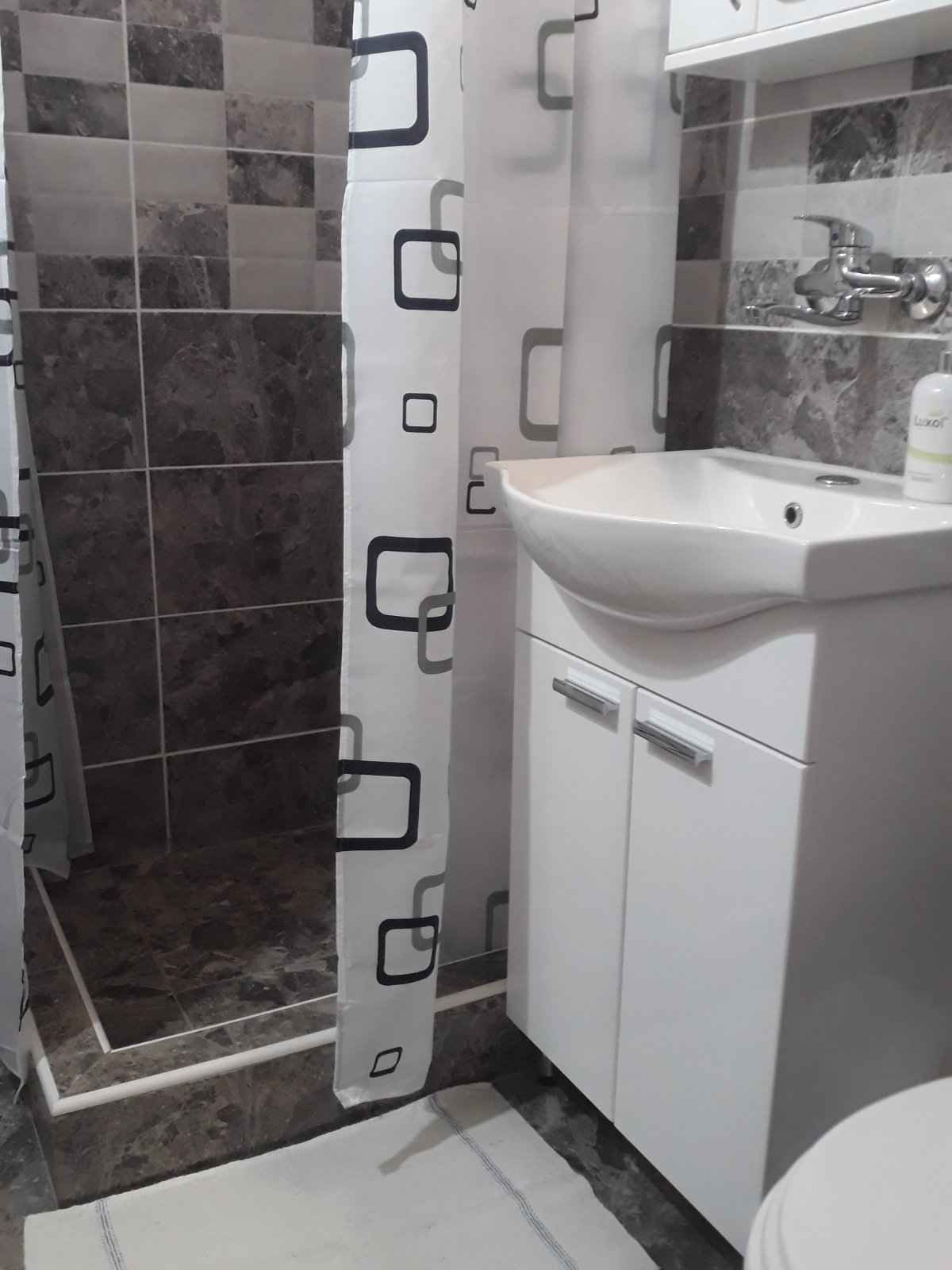 Prodajem vikendicu Divcibare Tometino Polje 5