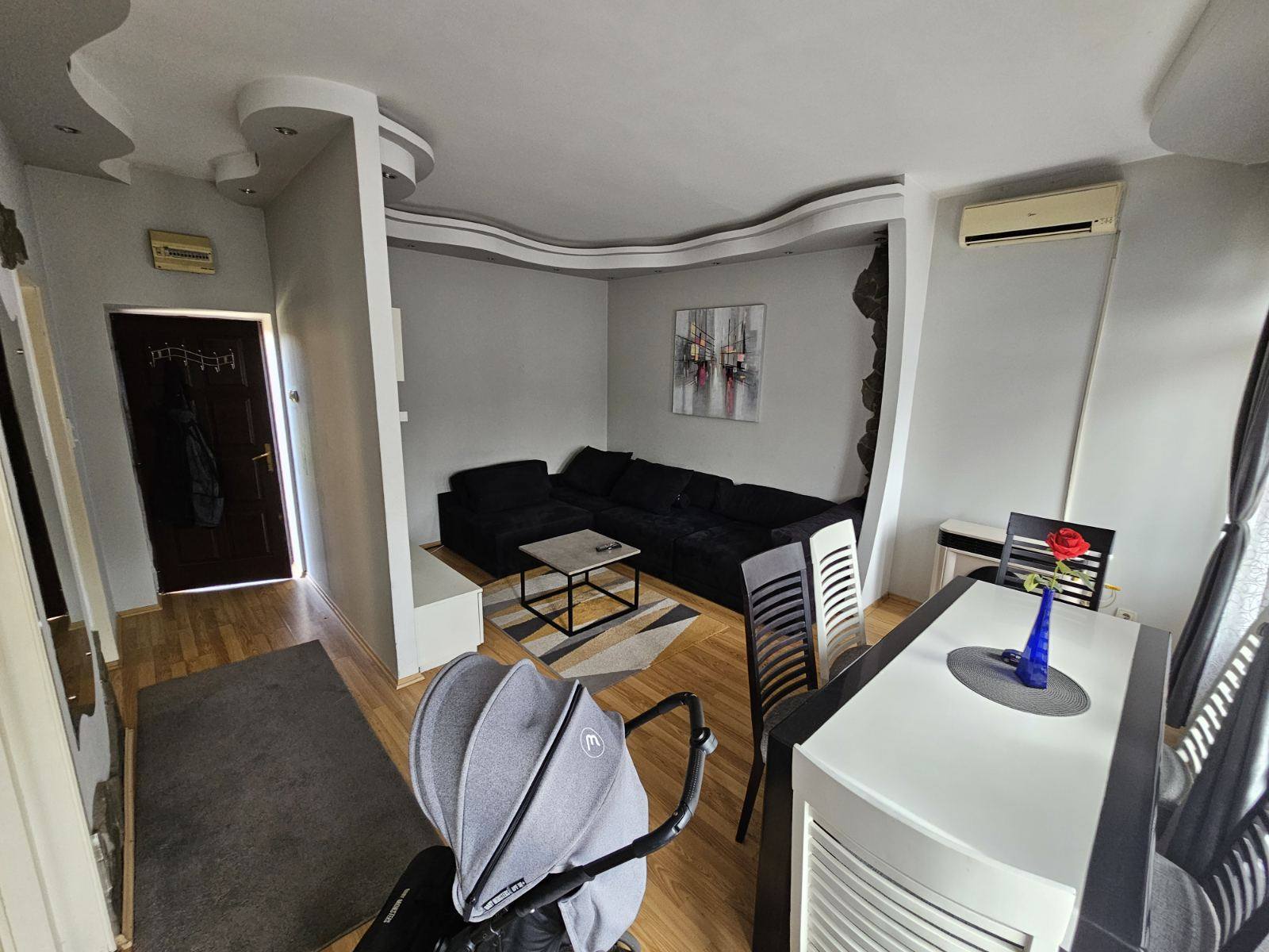 Prodaju se dve kuce na placu u Bačkoj Topoli 3