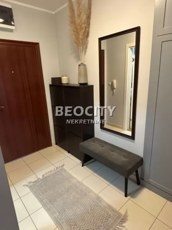 Dvosoban stan, 43 m2, Bulevar Evrope, Bulevar Evrope ID: 127953 7