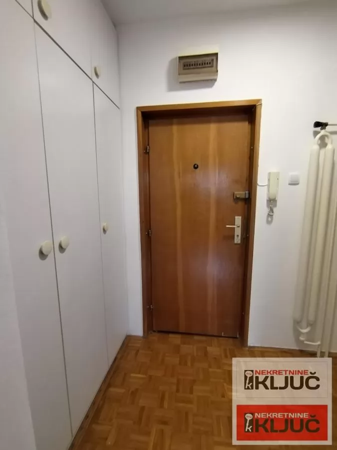 Liman III -useljiv polunamešten stan 3