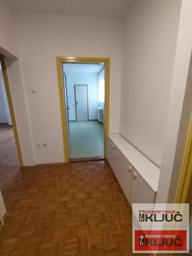 Liman III -useljiv polunamešten stan 7