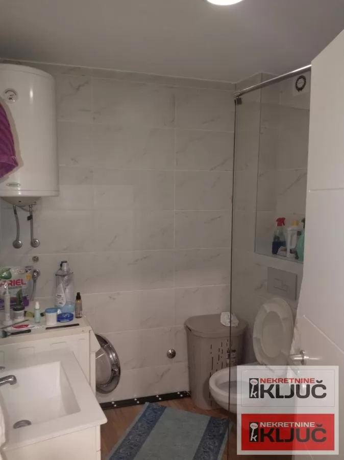 ROTKVARIJA, 58m2, Trosoban, Namešten 11