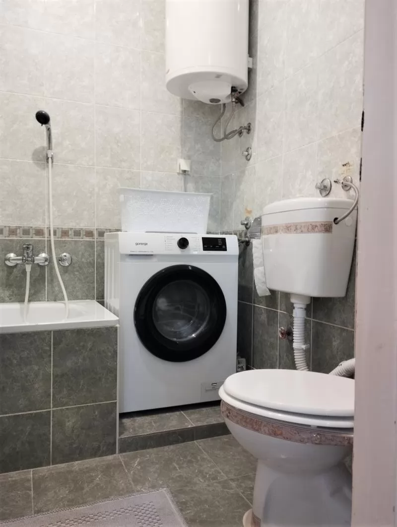 Stan,NOVI SAD,CENTAR,kv: 54, € 380, ID: 9101659 16