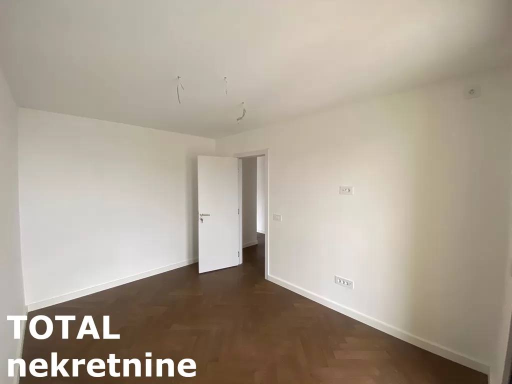 Stan,NOVI SAD,LIMAN 4,kv: 144.00, € 360000, ID: 1102045 19