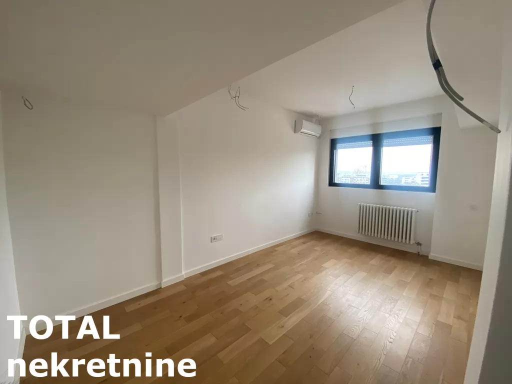 Stan,NOVI SAD,LIMAN 4,kv: 144.00, € 360000, ID: 1102045 9