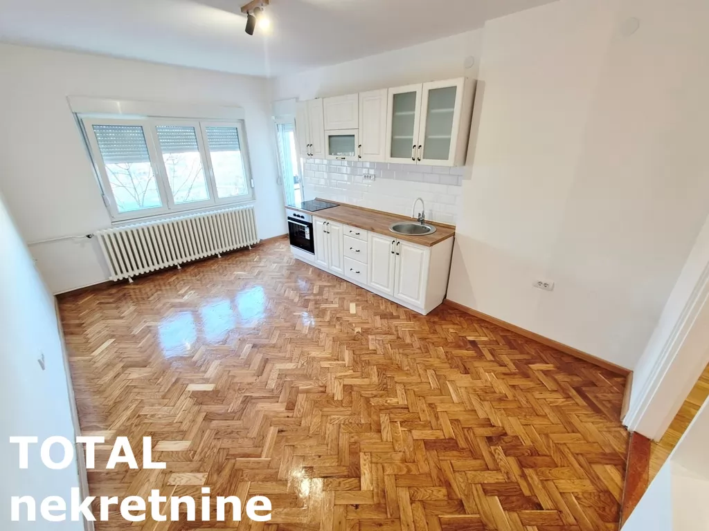 Stan,NOVI SAD,ZELEZNICKA STANICA,kv: 59.00, € 145000, ID: 1102055 2