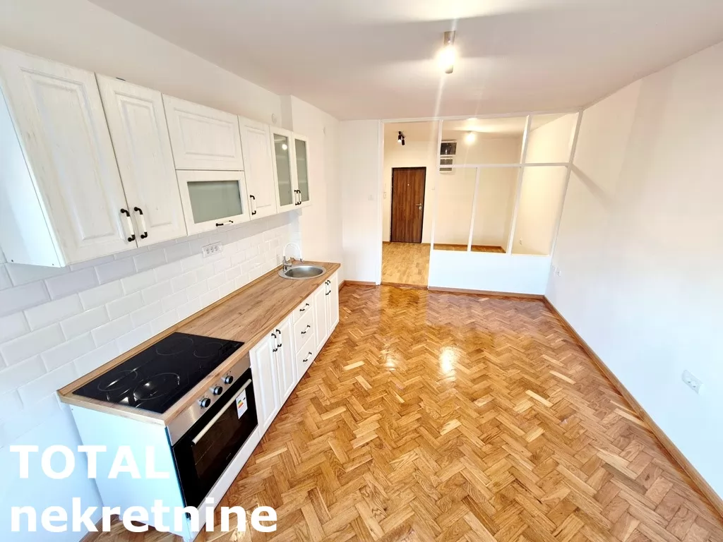 Stan,NOVI SAD,ZELEZNICKA STANICA,kv: 59.00, € 145000, ID: 1102055 5