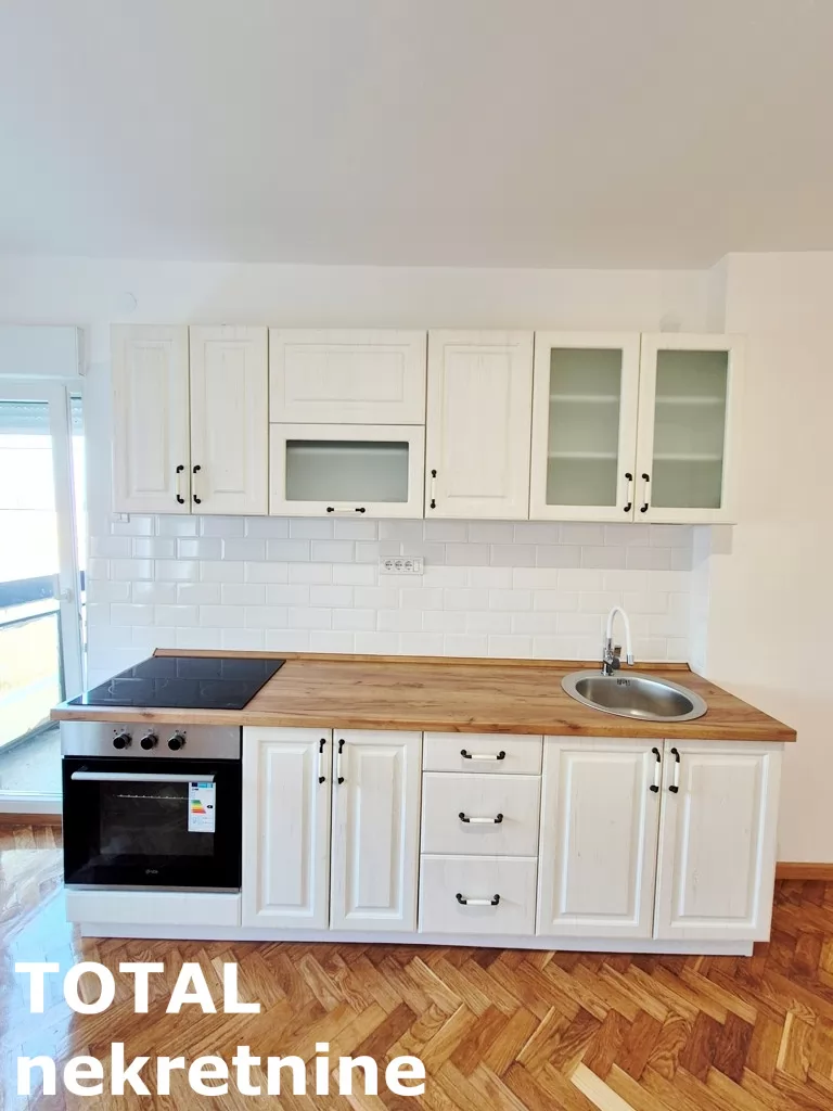 Stan,NOVI SAD,ZELEZNICKA STANICA,kv: 59.00, € 145000, ID: 1102055 6