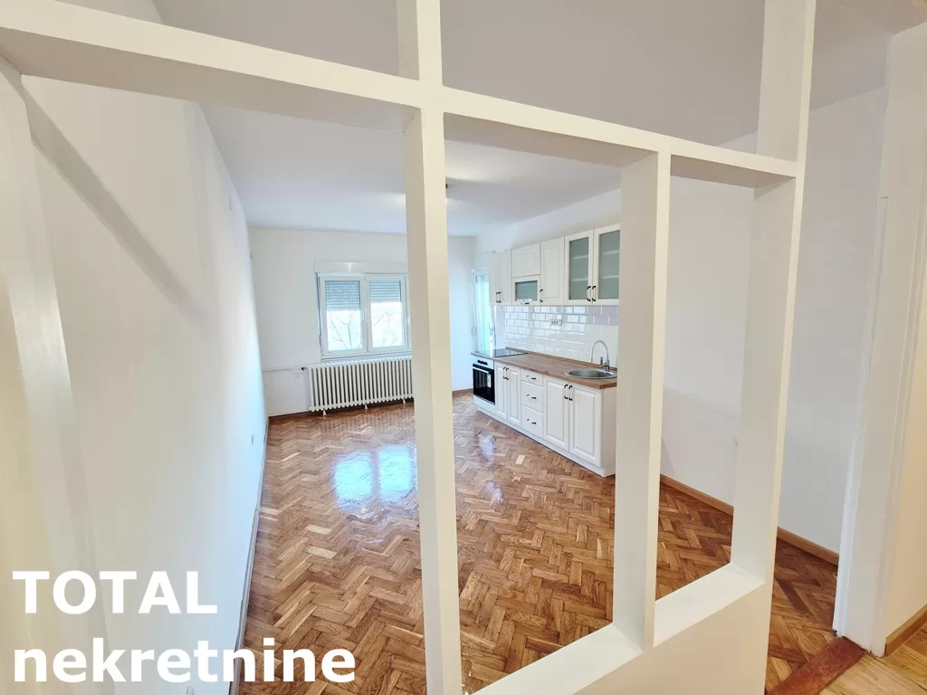 Stan,NOVI SAD,ZELEZNICKA STANICA,kv: 59.00, € 145000, ID: 1102055 7