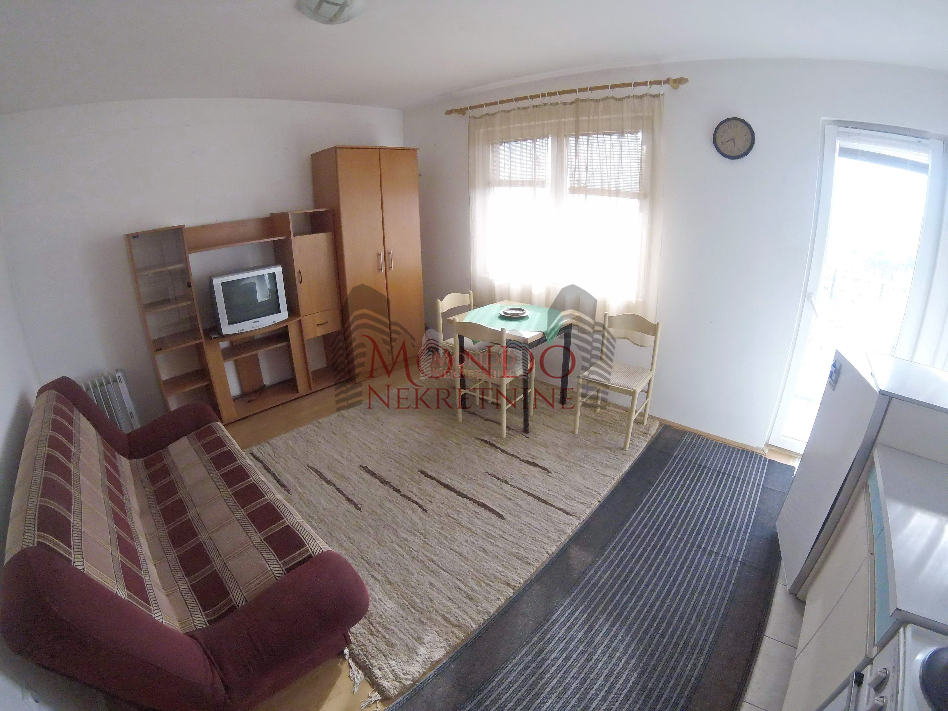 Izdaje se garsonjera kod Vojne bolnice, ul. Nikole Kopernika 1