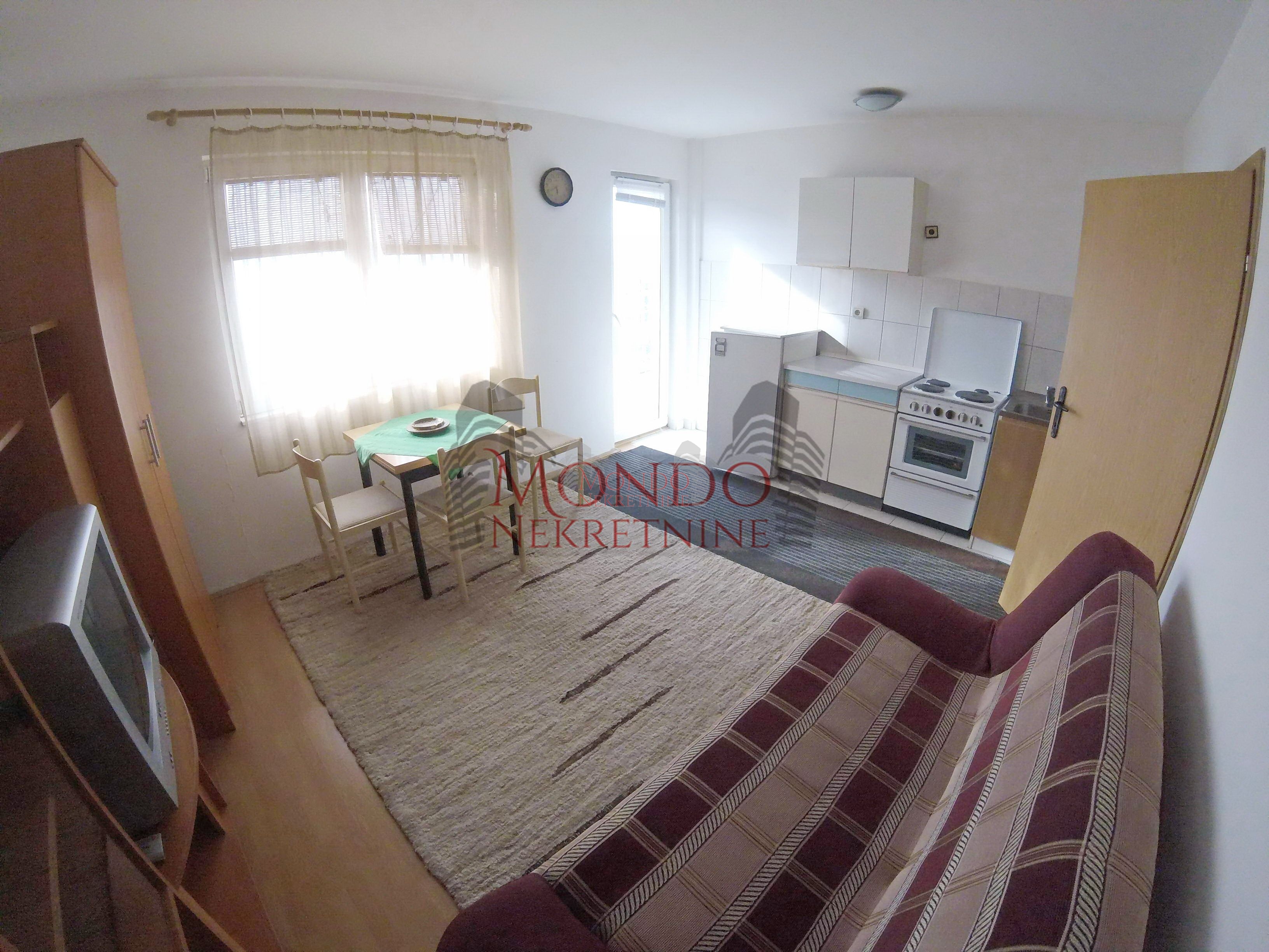 Izdaje se garsonjera kod Vojne bolnice, ul. Nikole Kopernika 2