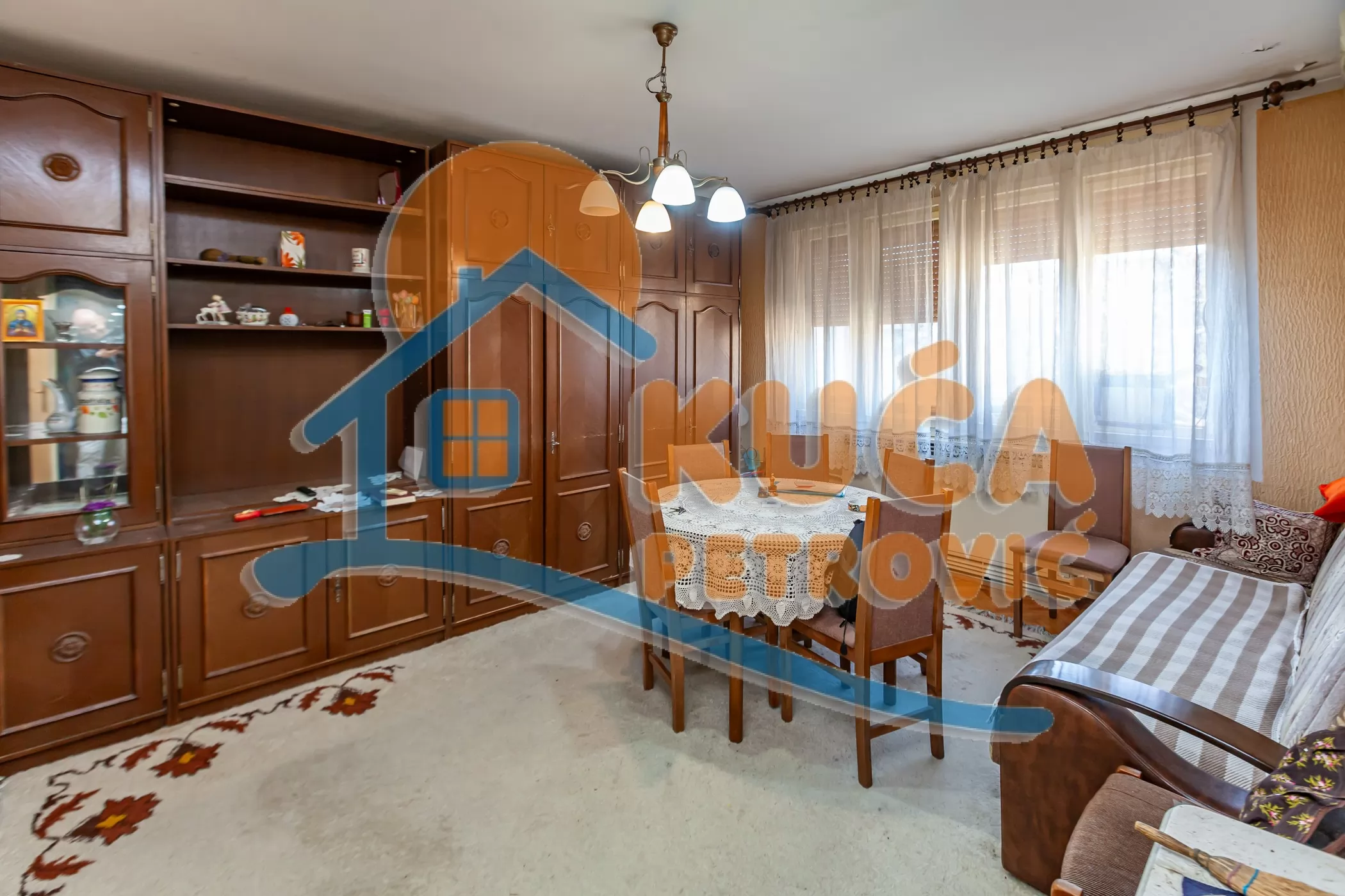 Trosoban stan, 66 m2, Centar, Sinđelićev trg ID: p-015627 1